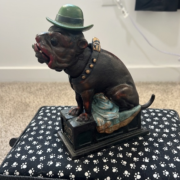 Vintage Cast Iron Book Of Knowledge, Reproduction ‘Ole Puffer' Bulldog Bank. - Picture 4 of 11